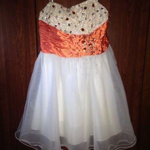 Brides maid/flower girl dress only worn once